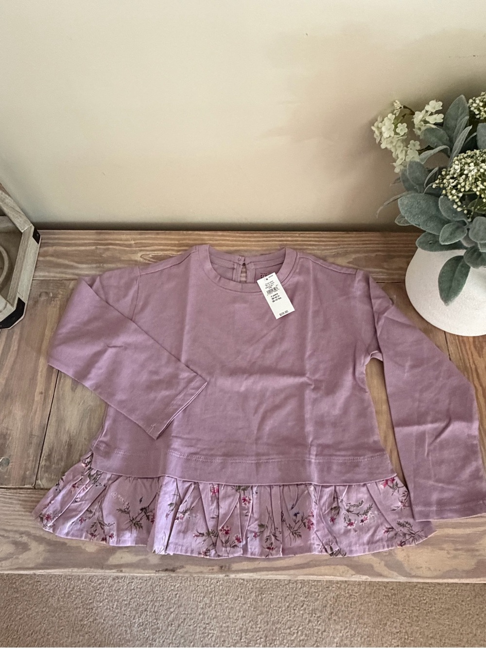 GAP Lavender Long Sleeve Top with Floral Ruffle Hem 💜